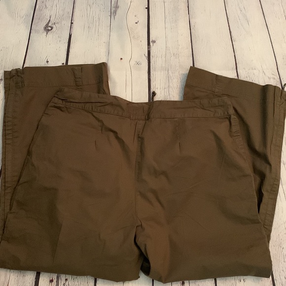 Women's Danskin Capris - Picture 12 of 13